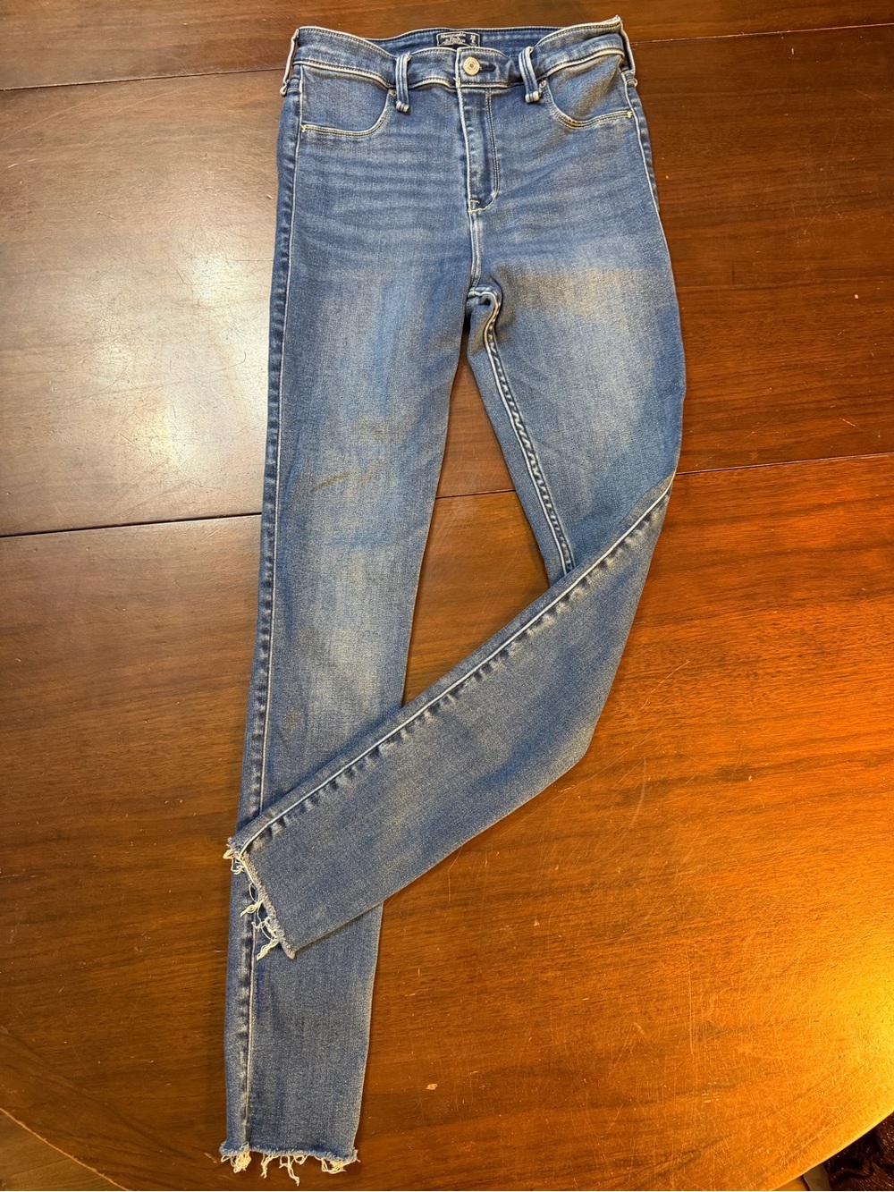 Abercrombie & Fitch Medium Blue High-Rise Skinny Jeans with Raw Hem Size 28